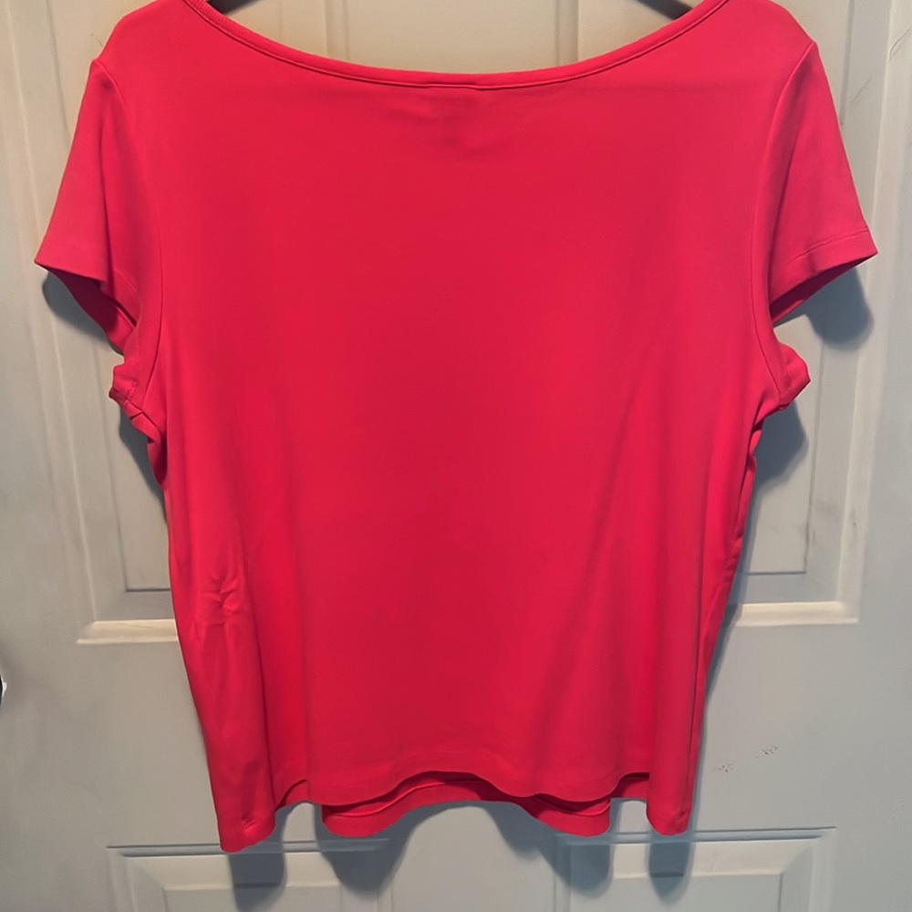 Rafaella red short sleeve top with pretty scalloped collar trim, petite large - Picture 2 of 3